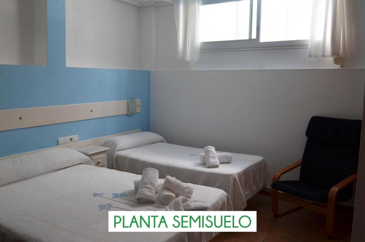 Hostal Dona Antonia Hotel Punta Umbria Exterior photo