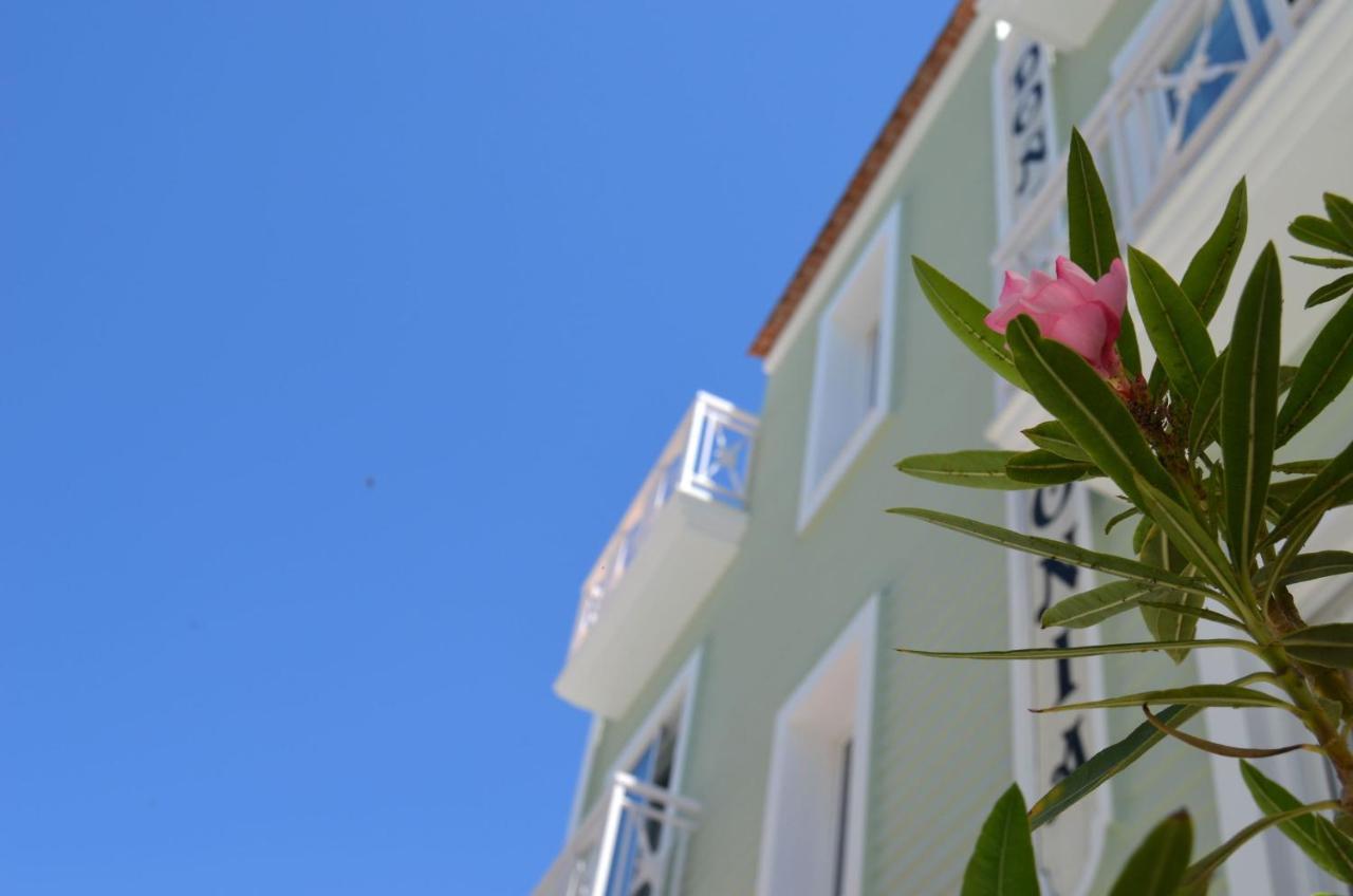 Hostal Dona Antonia Hotel Punta Umbria Exterior photo